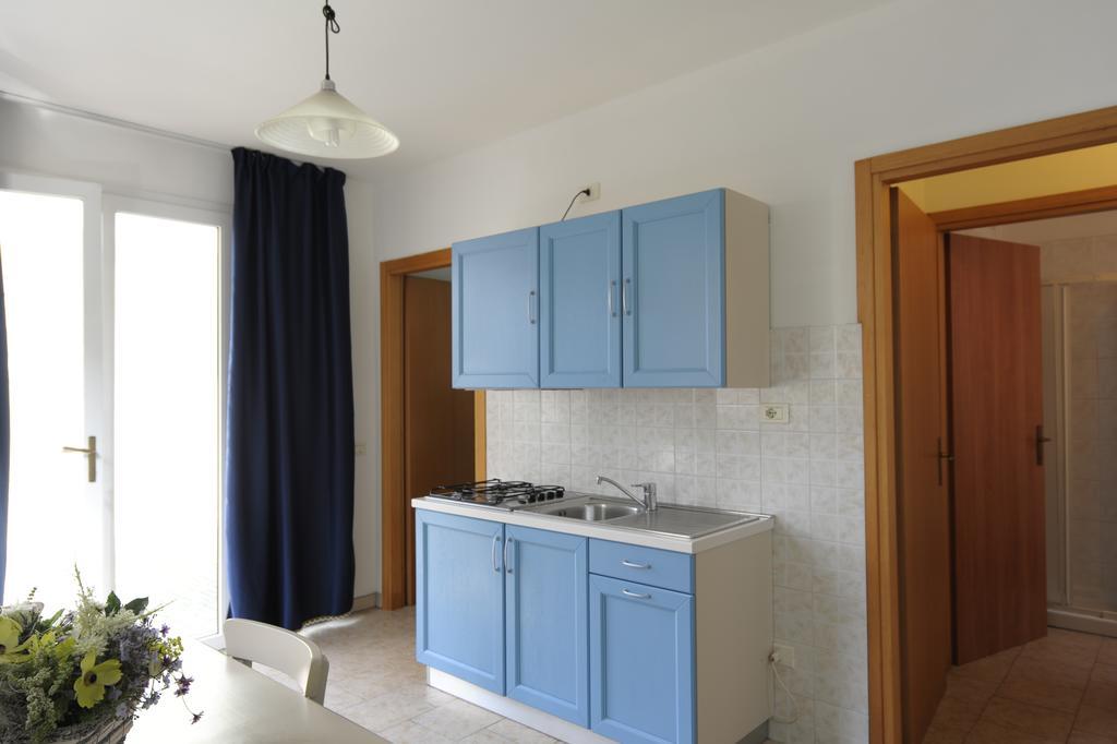 Camping Bella Italia Peschiera del Garda Zimmer foto
