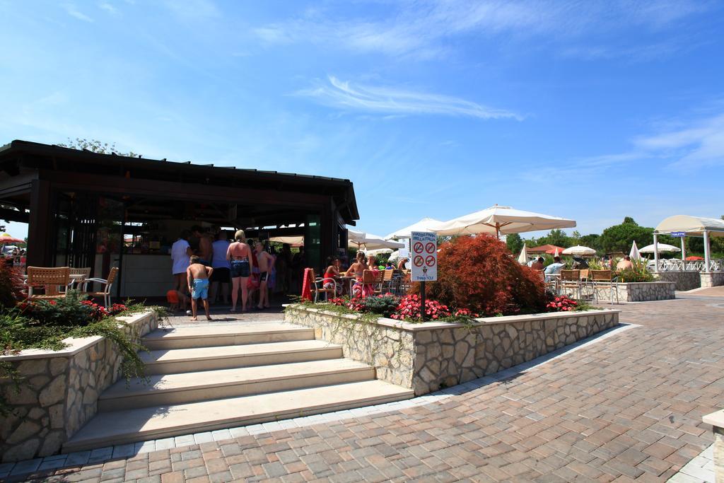 Camping Bella Italia Peschiera del Garda Exterior foto