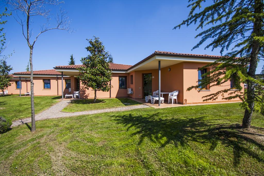Camping Bella Italia Peschiera del Garda Exterior foto
