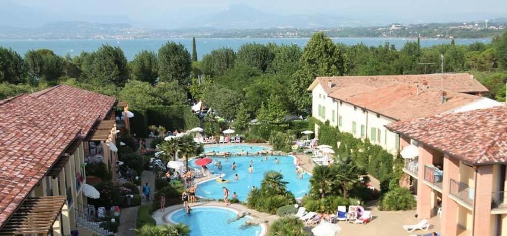 Camping Bella Italia Peschiera del Garda Exterior foto