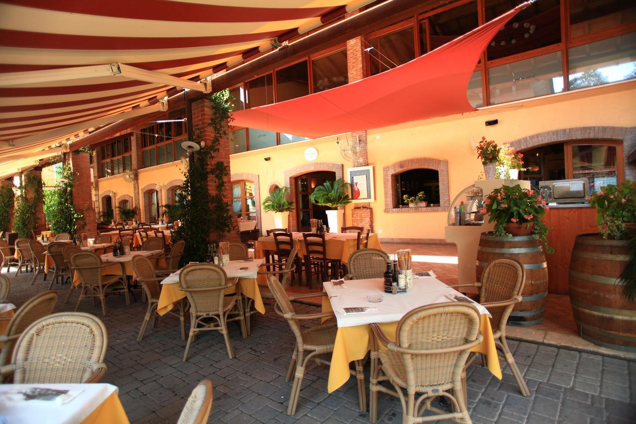 Camping Bella Italia Peschiera del Garda Exterior foto