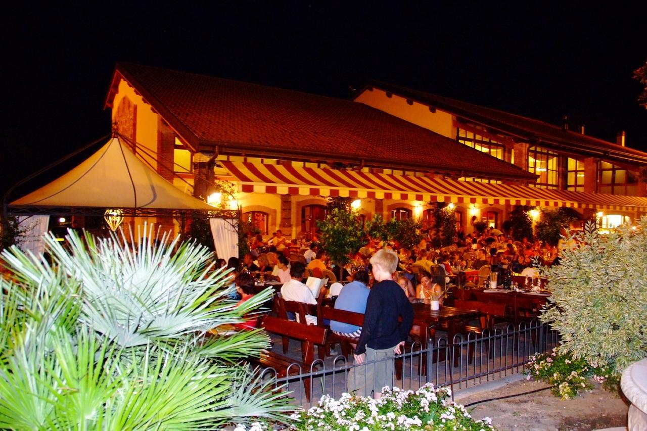 Camping Bella Italia Peschiera del Garda Exterior foto