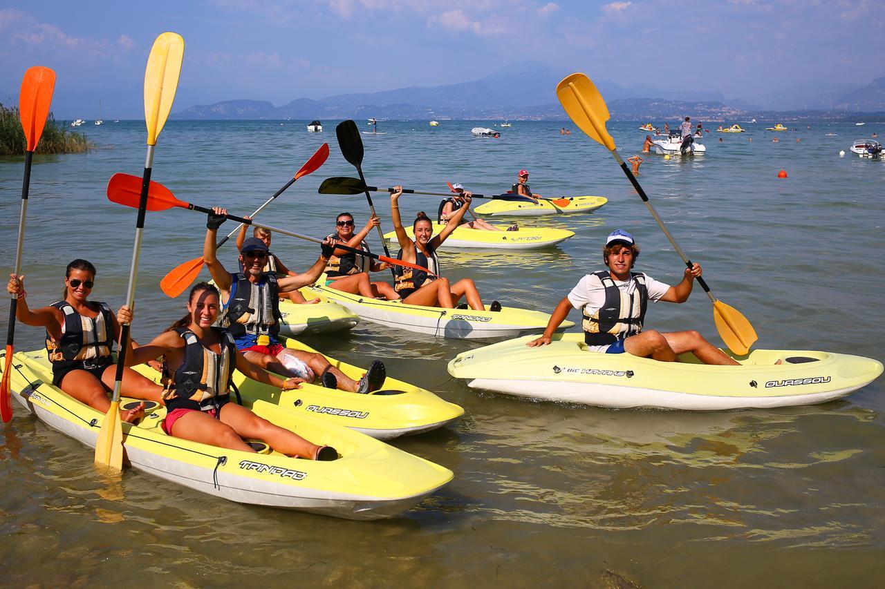 Camping Bella Italia Peschiera del Garda Exterior foto